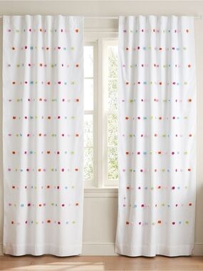Pottery Barn Blackout Pompom Curtain (Single)